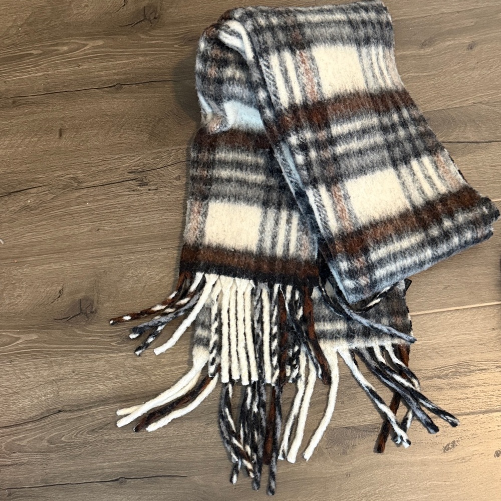 ALLSAINTS Plaid Wool Scarf in Cream, Brown & Gray